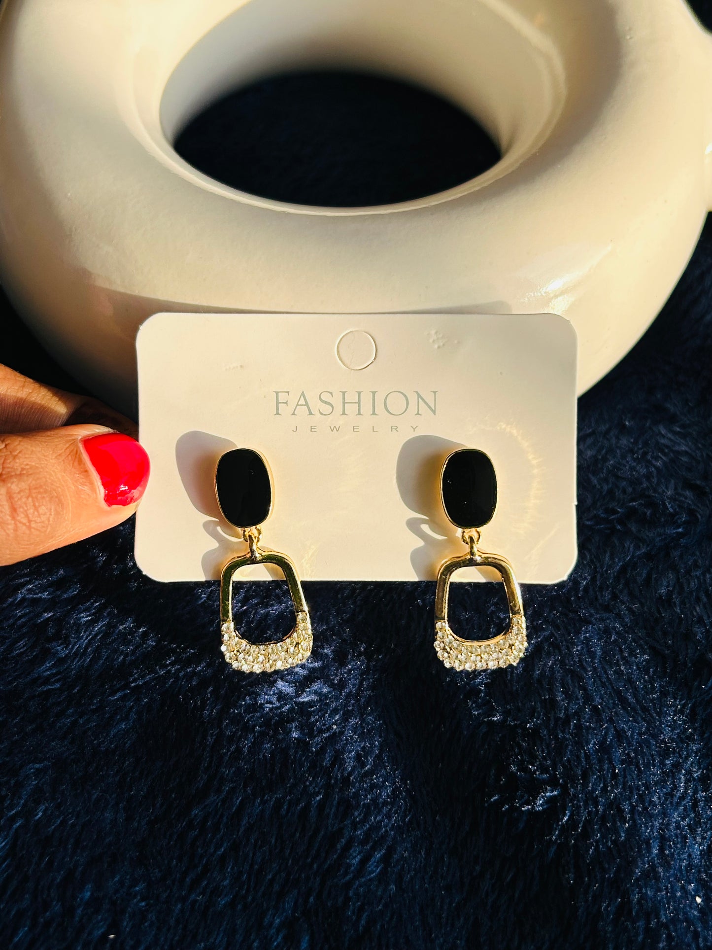 Korean premium anti tarnish earrings (black)