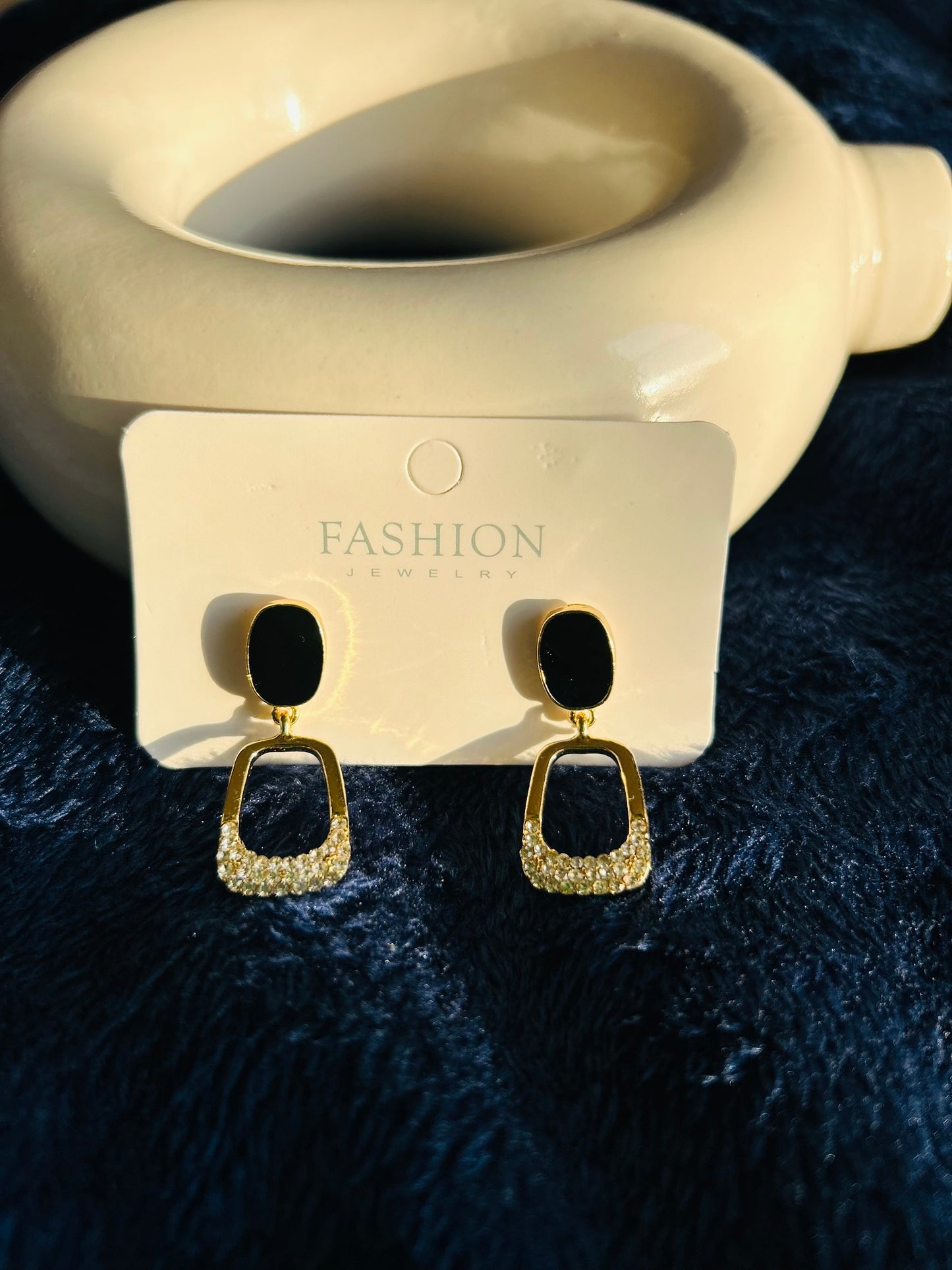 Korean premium anti tarnish earrings (black)